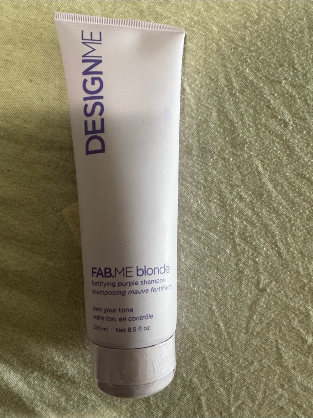 DESIGNME FAB.ME Blonde Fortifying Purple Shampoo - Purple & White